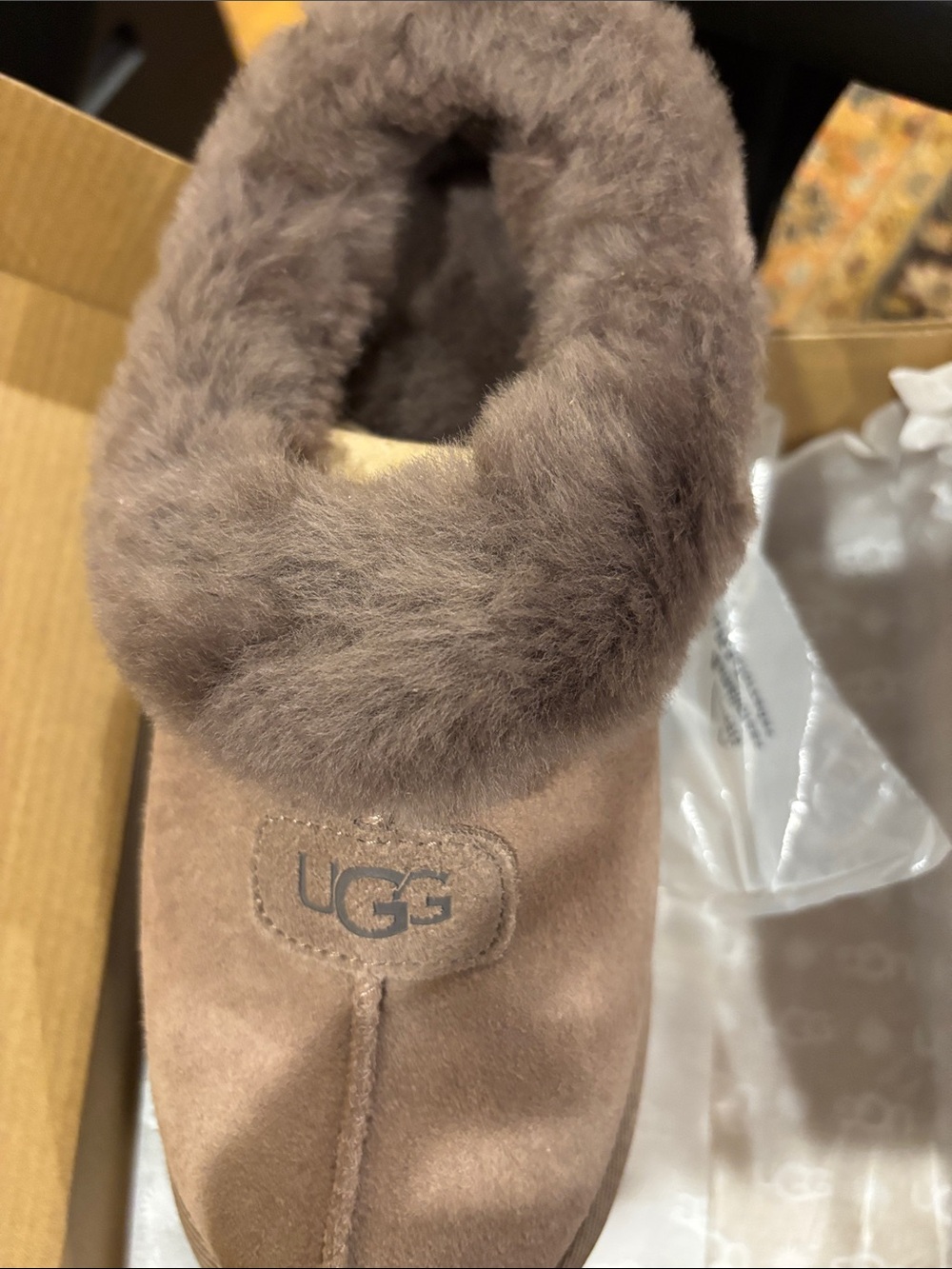 UGG-Tazzette Shearling Collar—Caribou